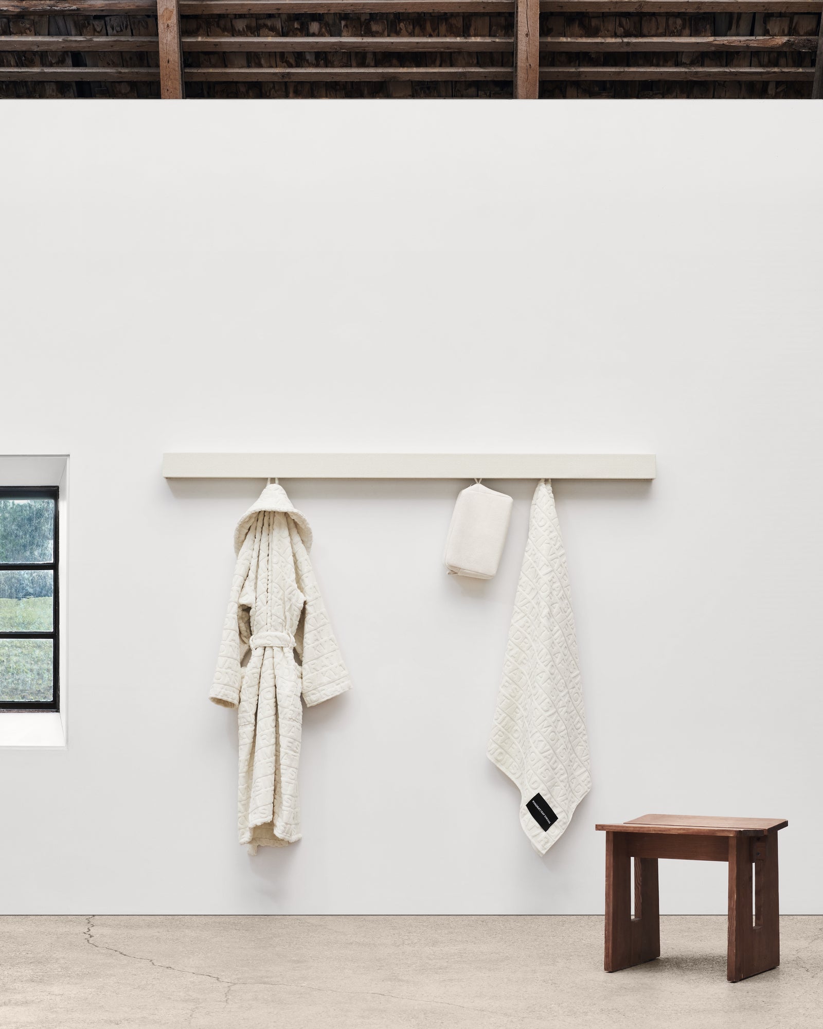 kvadrat raf simons off white shaker system