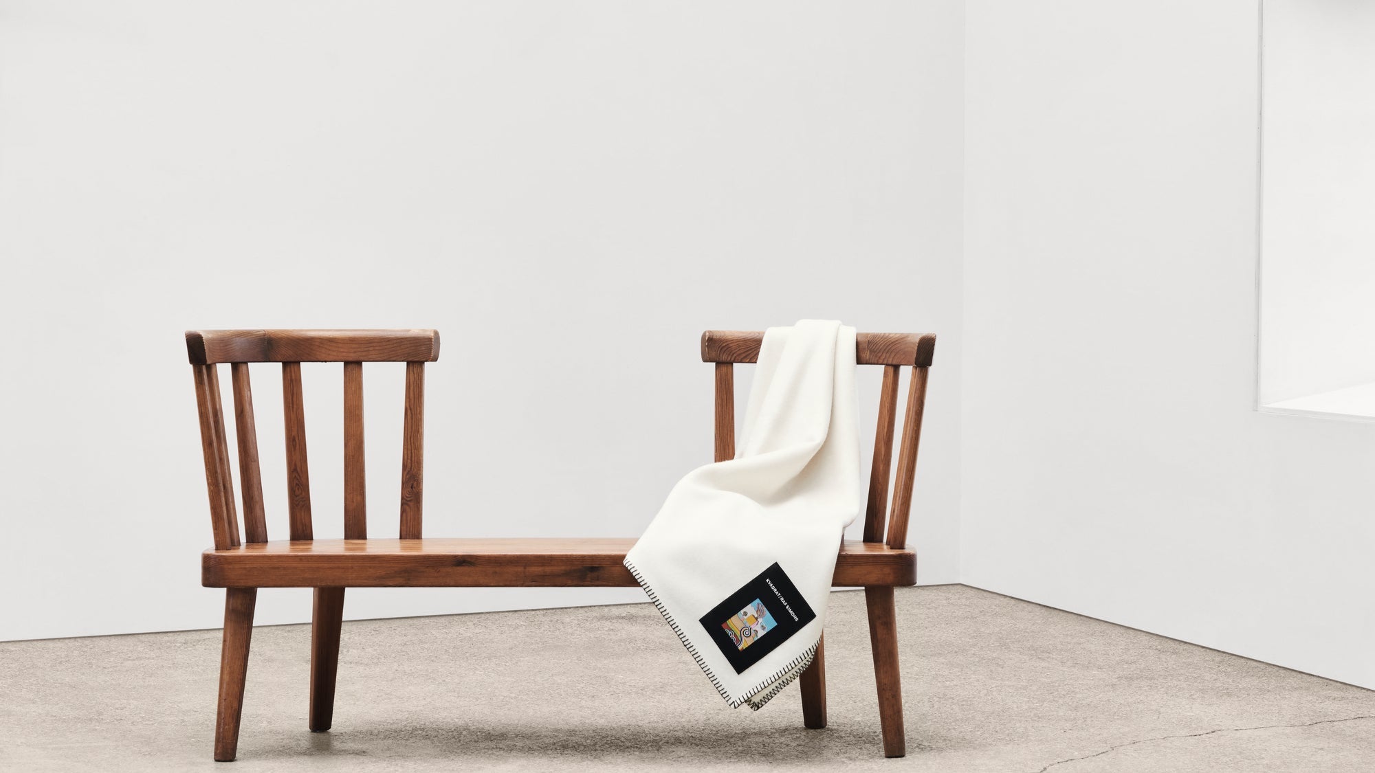 kvadrat raf simons throw off white